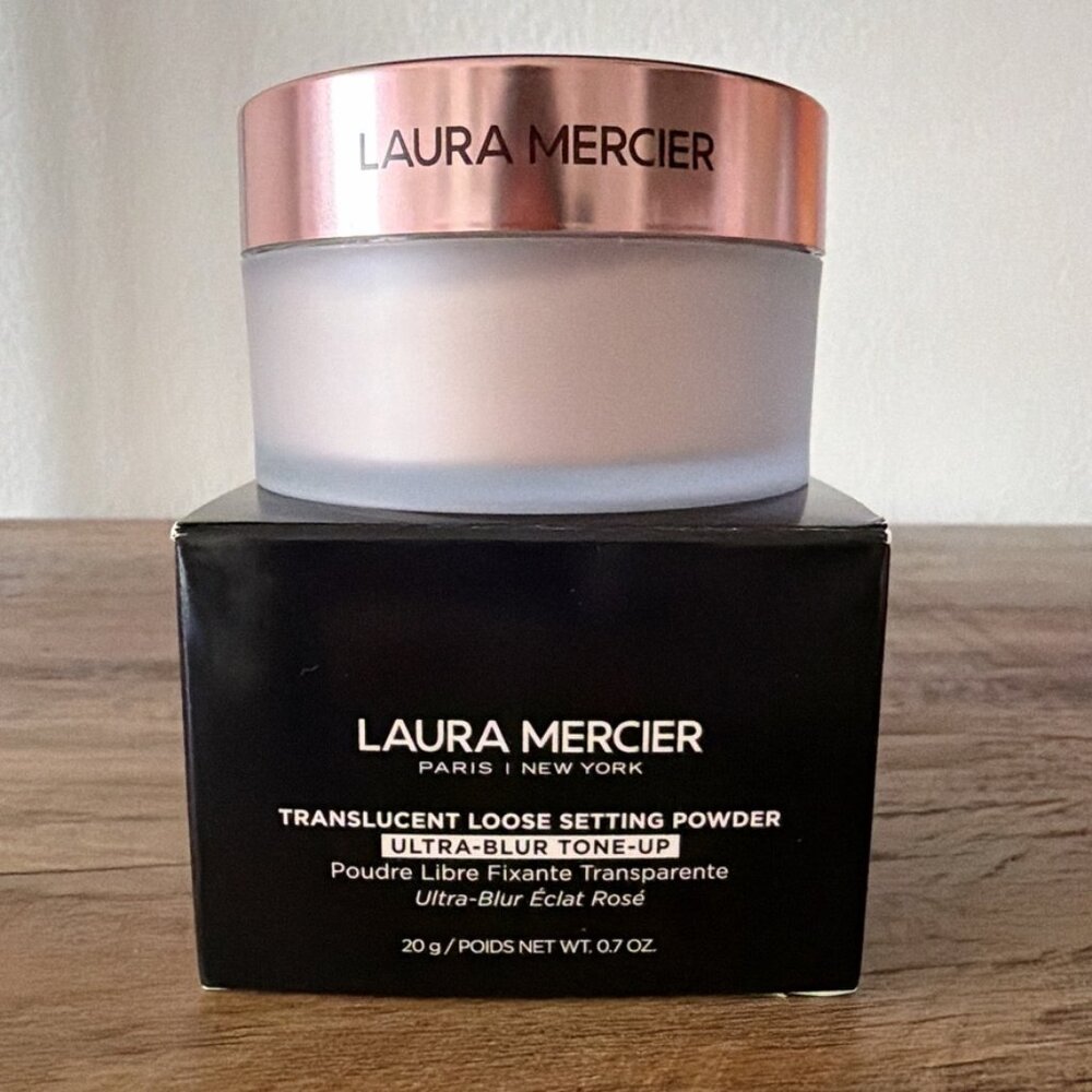 Laura Mercier Ultra-Blur Talc-Free Longwearing Translucent Loose Setting Powder